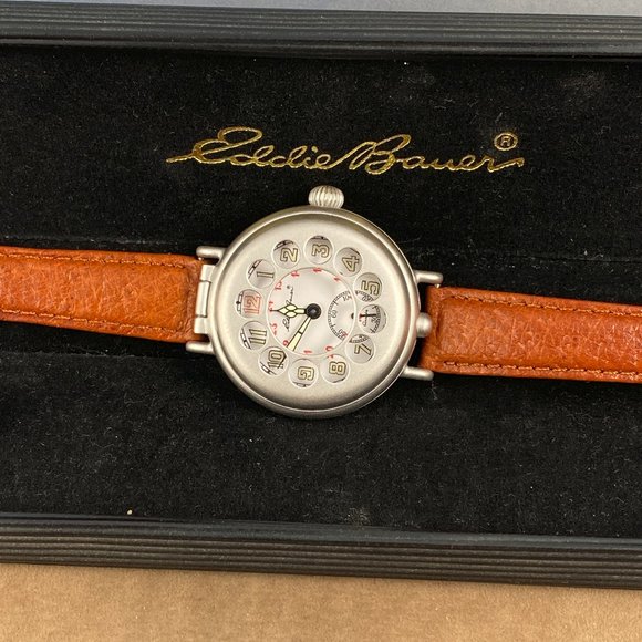 Vintage Eddie Bauer Rock Climbers Watch Sports Watch with Crystal Guard - Picture 1 of 7